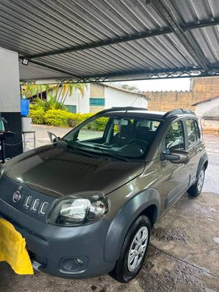FIAT UNO 1.4 ATTRACTIVE 8V FLEX 4P MANUAL FIAT UNO 1.4 ATTRACTIVE 8V FLEX 4P MANUAL